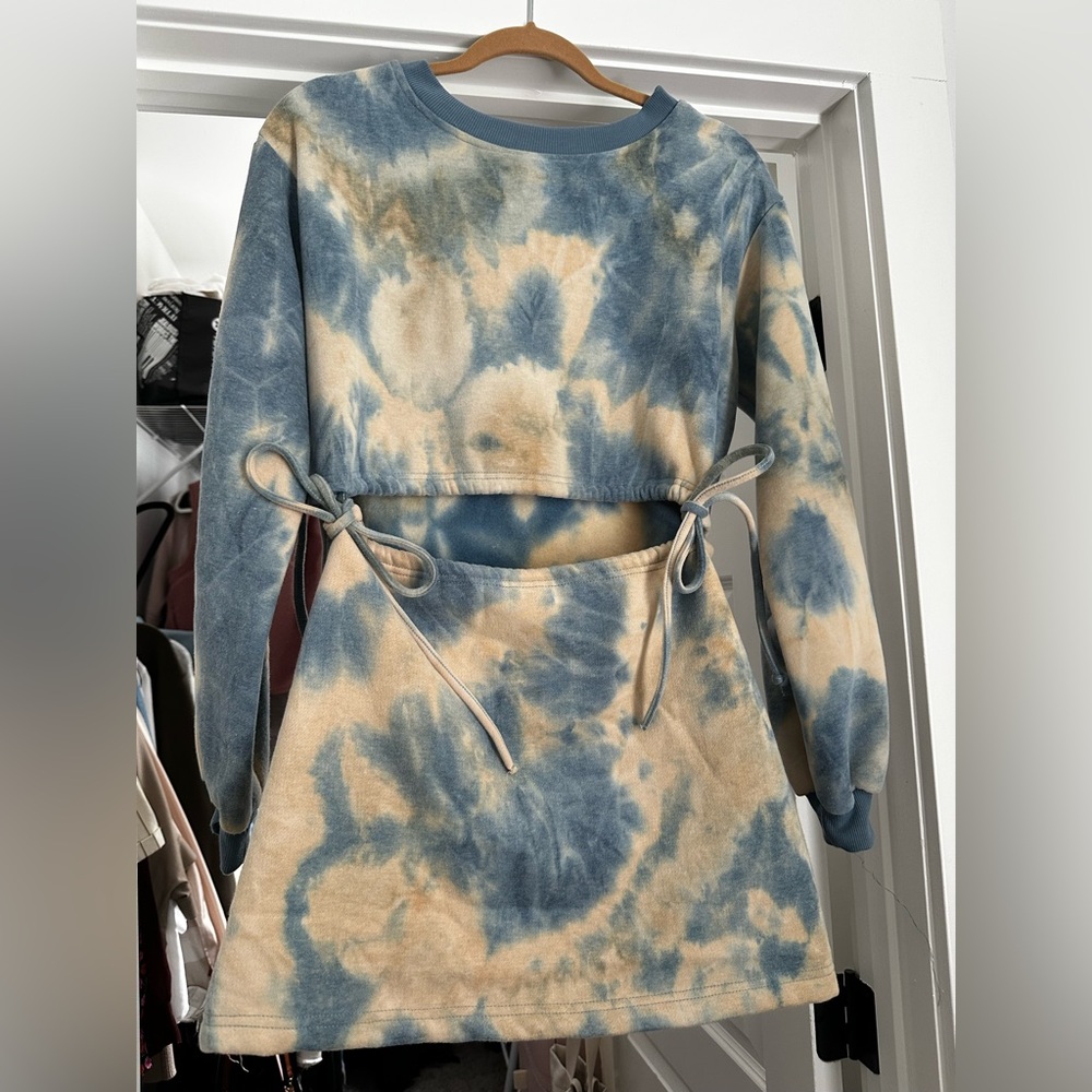 HYFVE Blue and Tan Tie-Dye Long Sleeve Dress